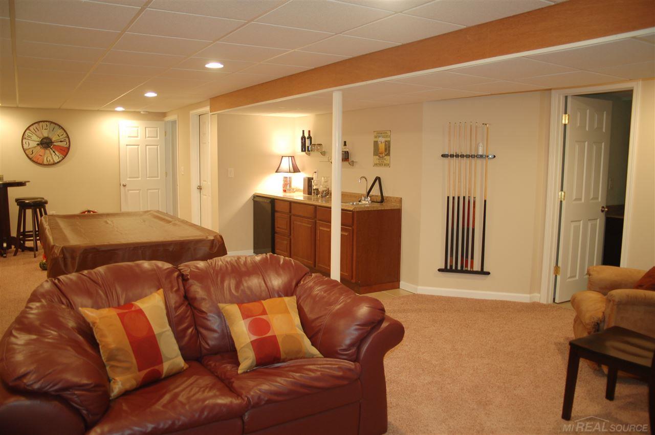 541 Curzon Road Rochester Hills, MI 48307 - Photo 13 of 22