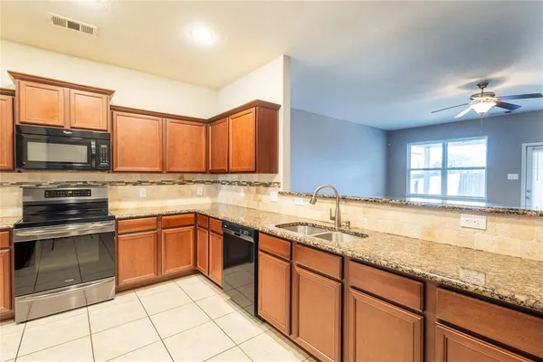 $1,950 | 1837 Olive Lane, Anna, TX 75409