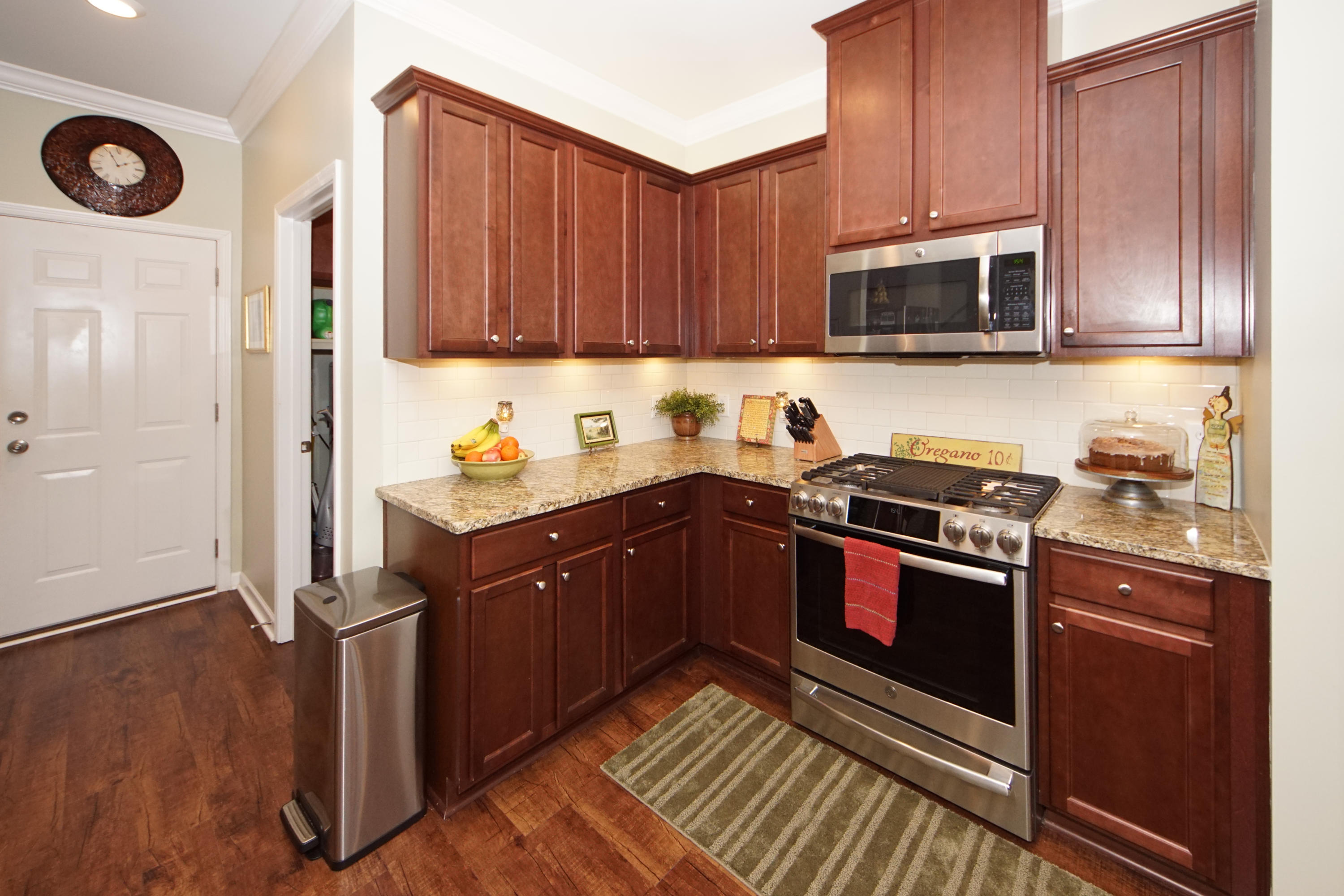 5024 White Cedar Road Ladson, SC 29456 - Photo 15 of 51 Upper and under cabinet lighting