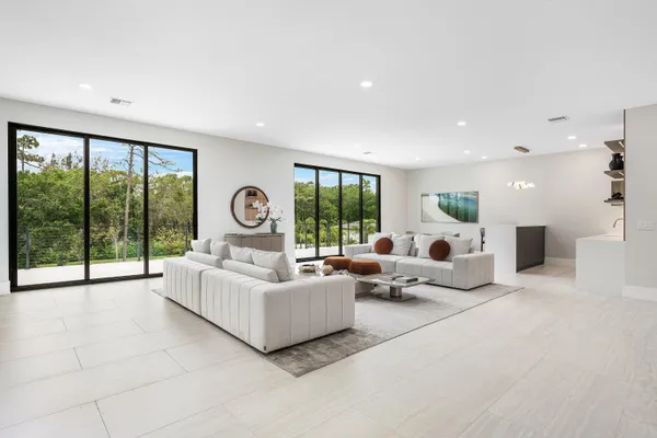 $4,999,000 | 6602 Northwest 62nd Terrace, Parkland, FL 33067