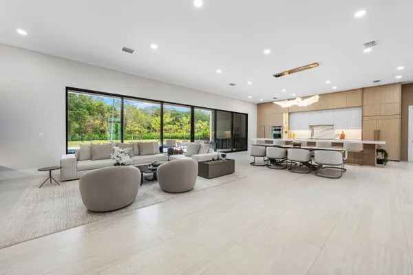 $4,999,000 | 6602 Northwest 62nd Terrace, Parkland, FL 33067