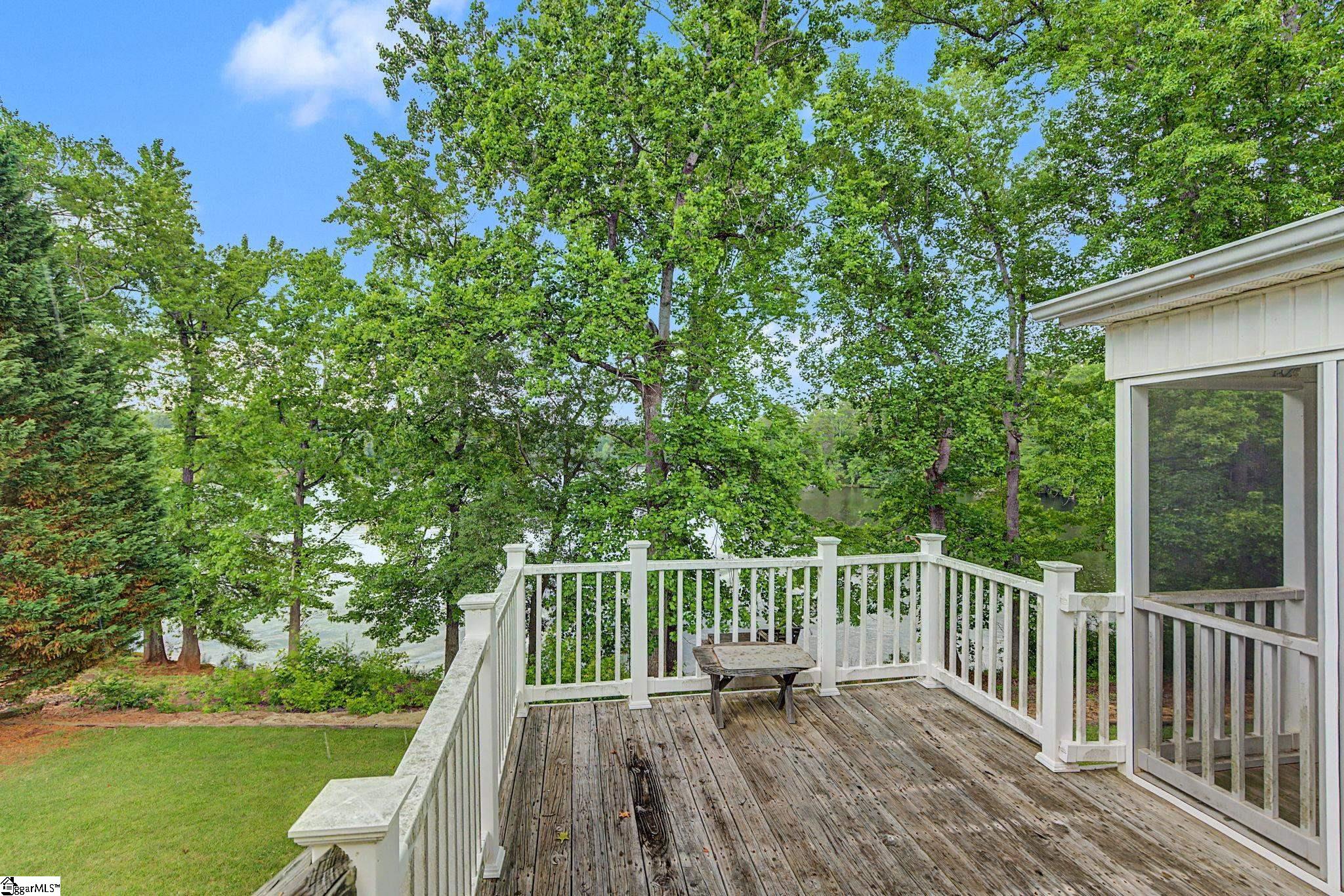 1754 Memorial Dr Extension Greer, SC 29651 - Photo 8 of 44