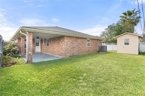 $355,000 | 64 Normandy Drive, Kenner, LA 70065