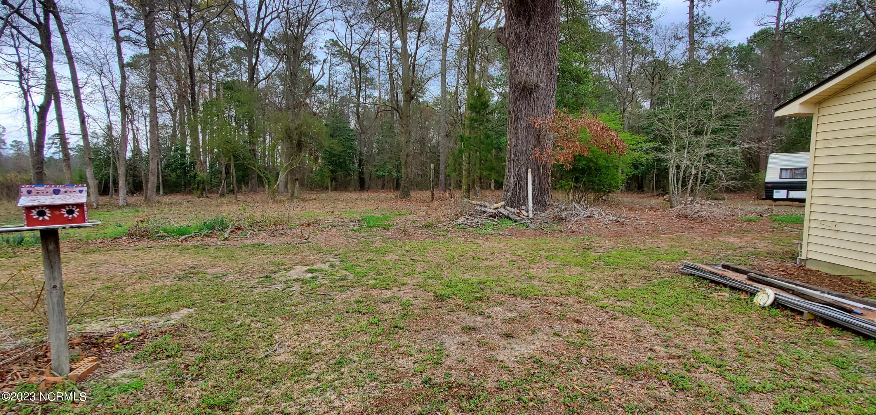 177 Bass Lake Road Clinton, NC 28328 - Photo 7 of 20 20230303_095539