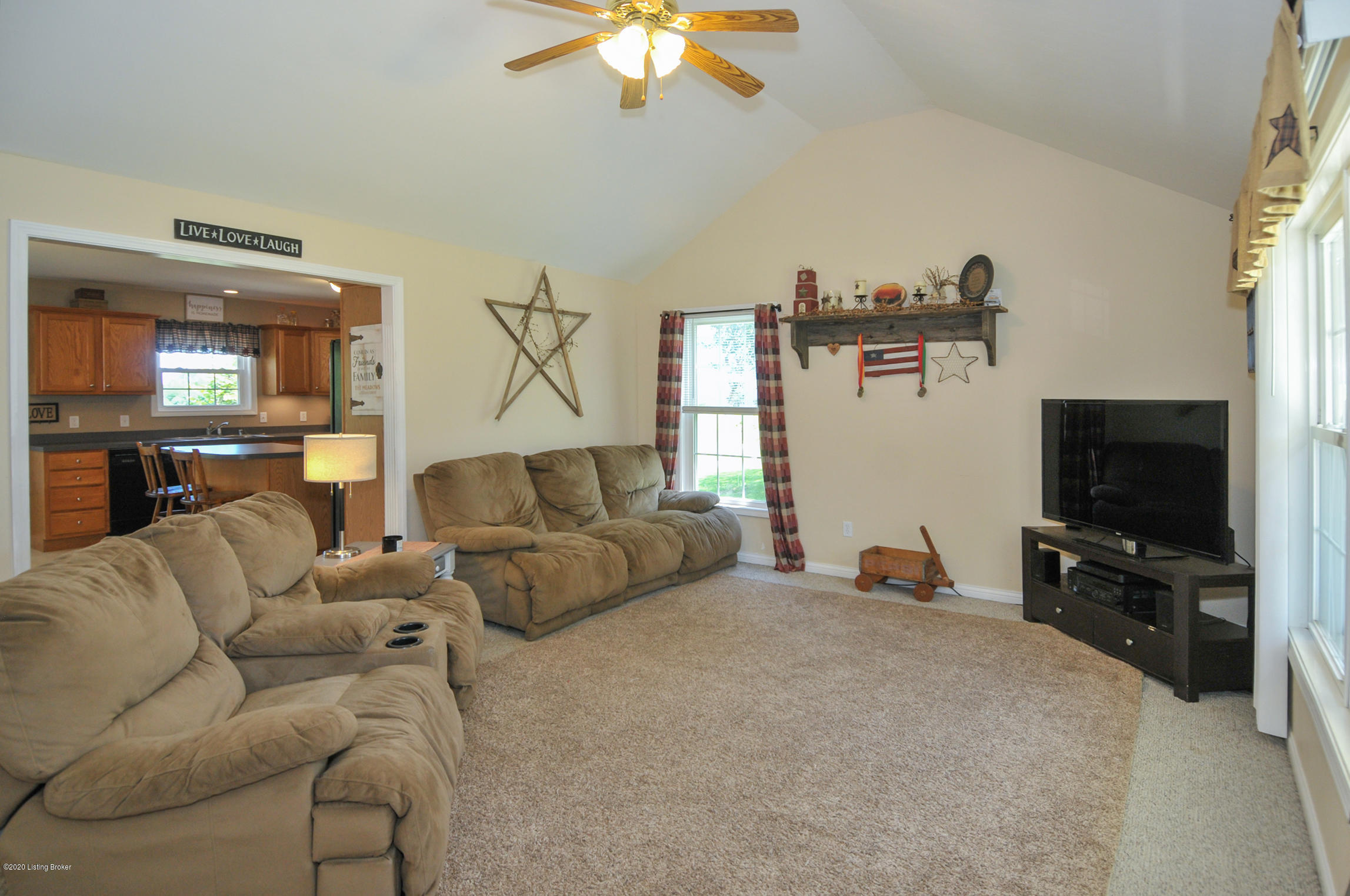 262 Scenic View Road Lancaster, KY 40444 - Photo 6 of 48 262ScenicViewRd-6