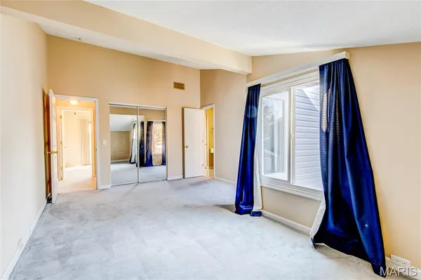 $250,000 | 1015 Fairways Drive, Lake St. Louis, MO 63367
