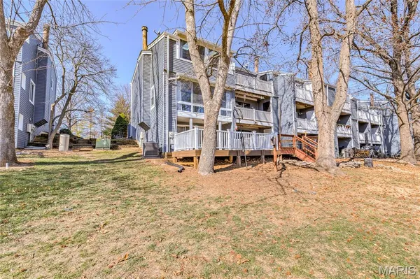 $250,000 | 1015 Fairways Drive, Lake St. Louis, MO 63367