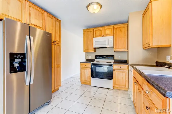 $250,000 | 1015 Fairways Drive, Lake St. Louis, MO 63367