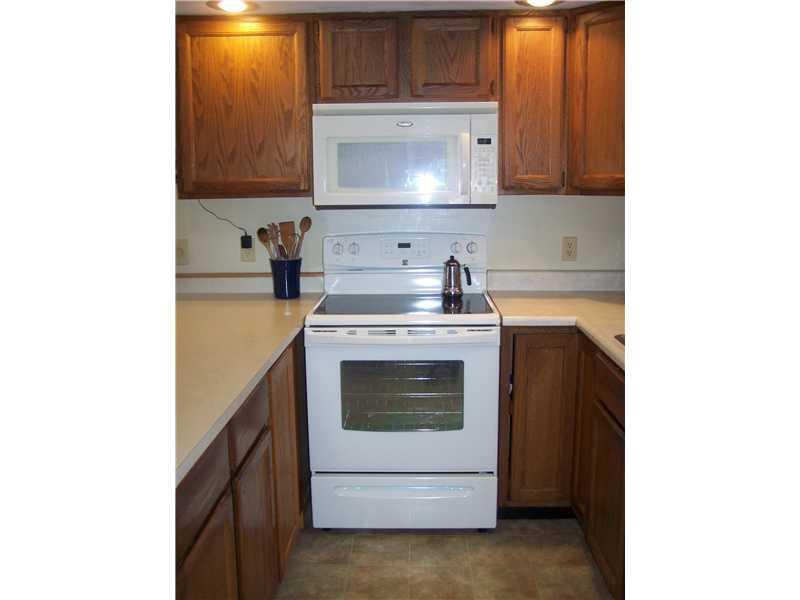 5 Blue Heron Road Brunswick, ME 04011 - Photo 13 of 30 Kitchen.