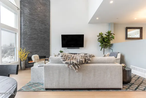 $5,495,000 | 83 Offerson Road, Unit 1, Beaver Creek, CO 81620