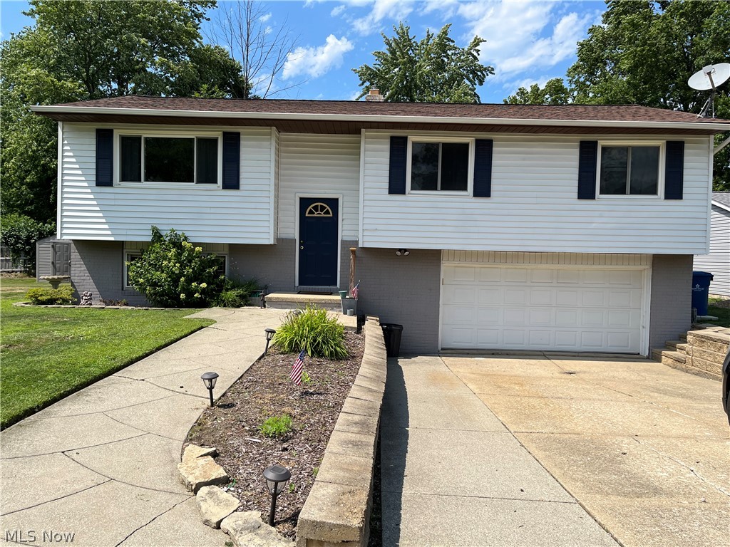 5529 Reef Road Mentor, OH 44060 - Photo 2 of 35 Gallery Image 2