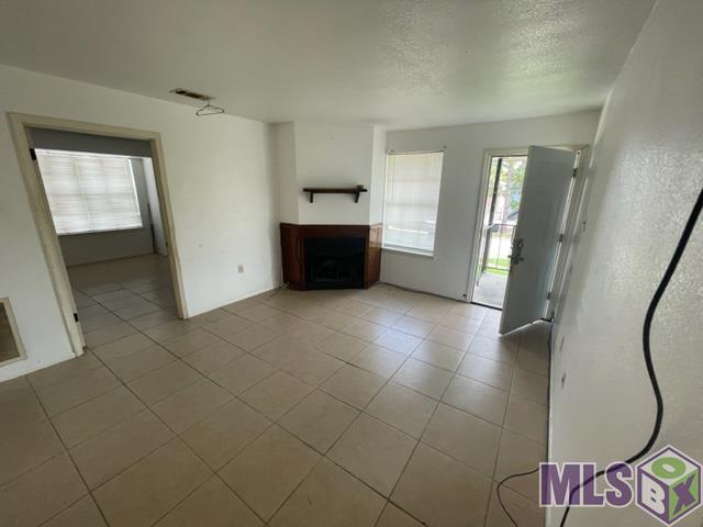 2266 Anne Marie Drive, Unit 4 Baton Rouge, LA 70820 - Photo 4 of 26