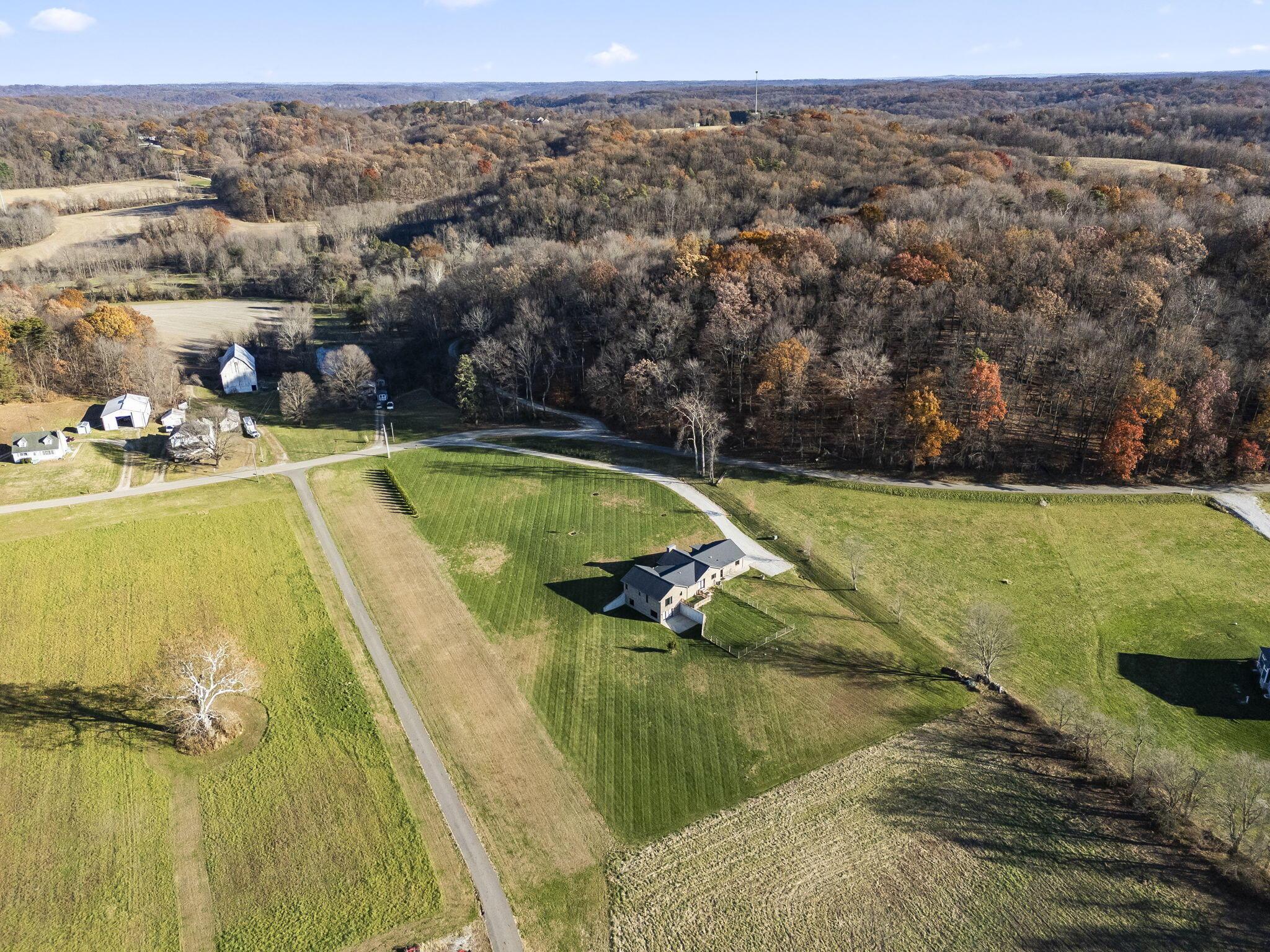 3489 Country Club Road Southwest Lancaster, OH 43130 - Photo 61 of 68 80-web-or-mls-DJI_20251117151522_0260_D