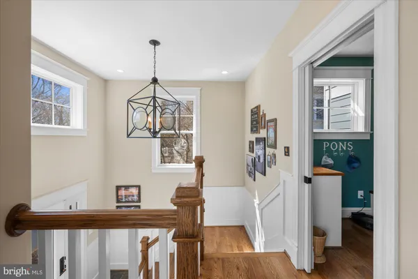 $2,099,000 | 6726 25th Street North, Arlington, VA 22213