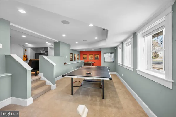 $2,099,000 | 6726 25th Street North, Arlington, VA 22213