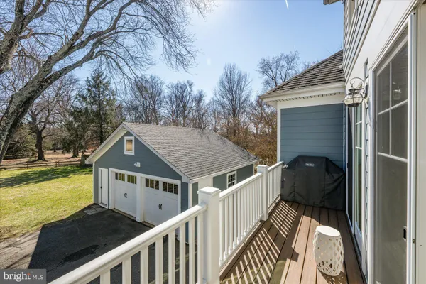 $2,099,000 | 6726 25th Street North, Arlington, VA 22213