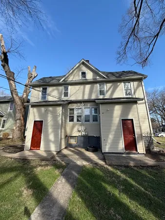 $200,000 | 357 South Rosewood Avenue, Kankakee, IL 60901