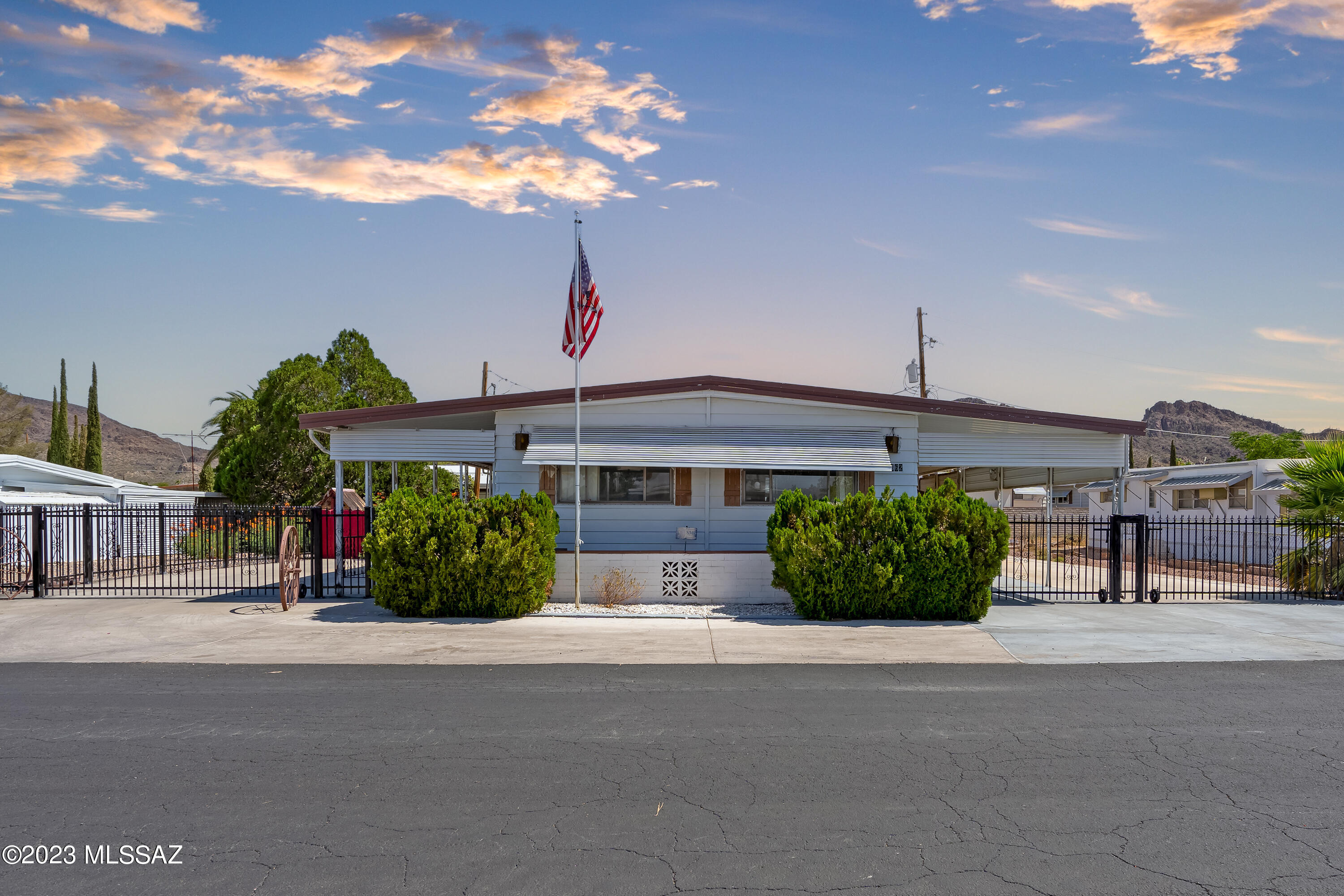 5662 West Rafter Cir Street Tucson, AZ 85713 - Photo 1 of 32 Gallery Image 1