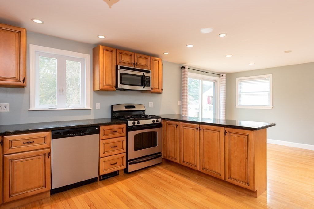 50 Redfield Road Wakefield, MA 01880 - Photo 13 of 34 Gallery Image 13