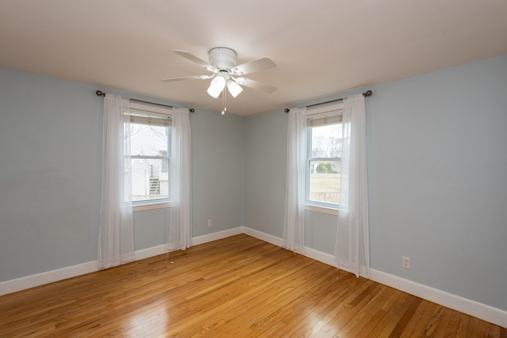 50 Redfield Road Wakefield, MA 01880 - Photo 17 of 34 Gallery Image 17