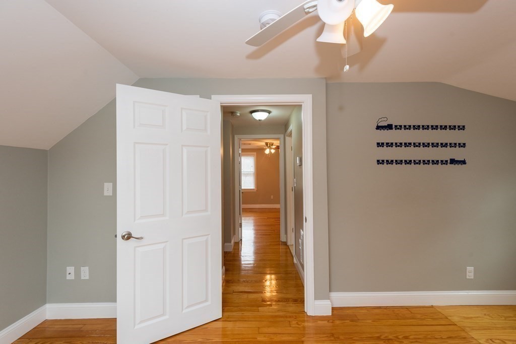 50 Redfield Road Wakefield, MA 01880 - Photo 25 of 34 Gallery Image 25