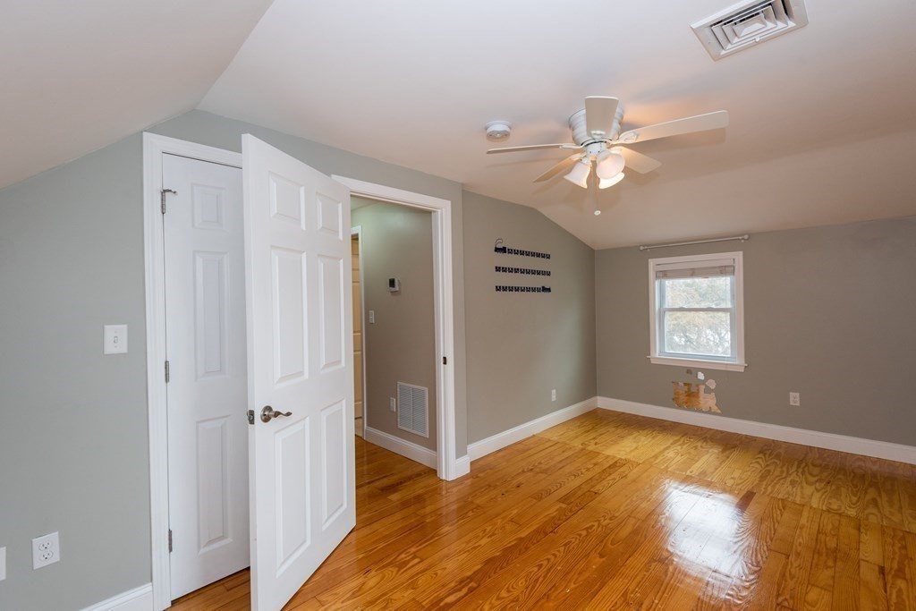50 Redfield Road Wakefield, MA 01880 - Photo 26 of 34 Gallery Image 26