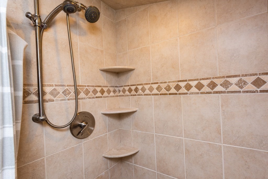 50 Redfield Road Wakefield, MA 01880 - Photo 30 of 34 Gallery Image 30