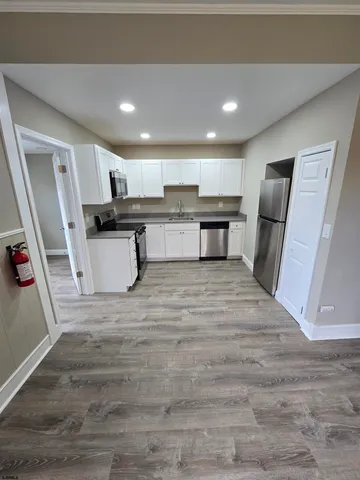 $2,400 | 30 Mill Street, Unit B, Mays Landing, NJ 08330