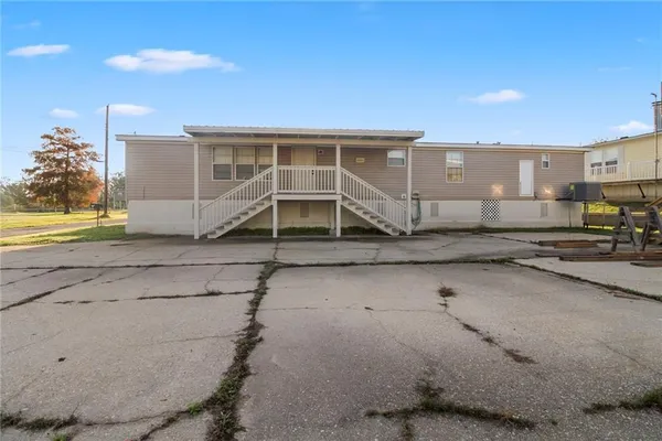 $1,100 | 5121 Northwest Adams Street, Lafitte, LA 70067