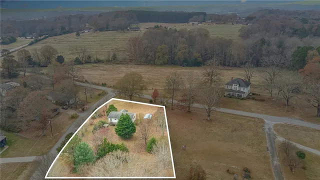 $180,000 | 231 Roanoke Road, Liberty, SC 29657