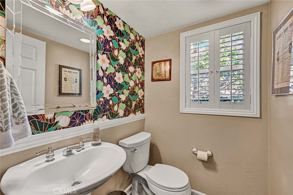 24 Rodeo Lake Forest, CA 92610 - Photo 14 of 34