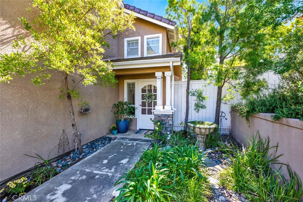 24 Rodeo Lake Forest, CA 92610 - Photo 4 of 34