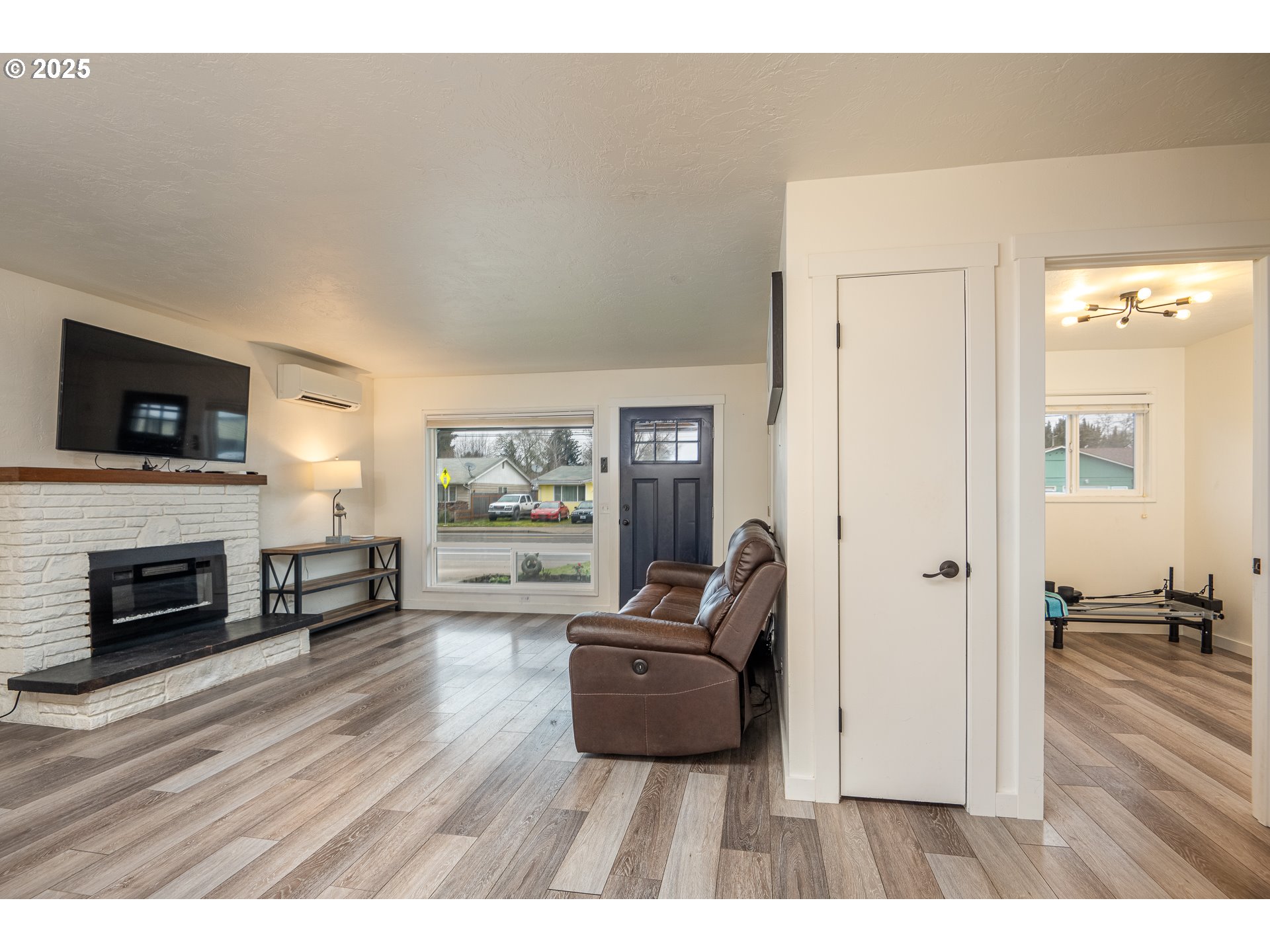 860 Maxwell Road Eugene, OR 97404 - Photo 9 of 30 Gallery Image 9