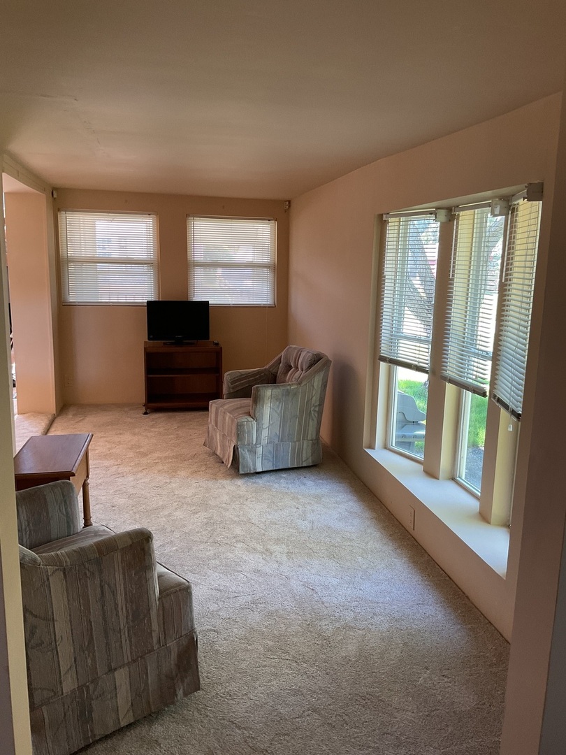 222 Rusty Scupper Lakemoor, IL 60051 - Photo 15 of 18