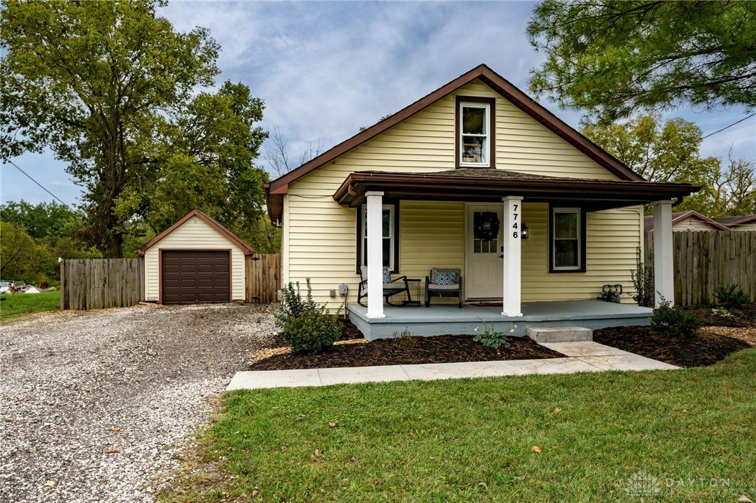 7746 Sharts Road Springboro, OH 45066 - Photo 5 of 37 Front