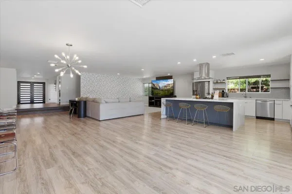 $1,690,000 | 907 Seph Way, Escondido, CA 92027