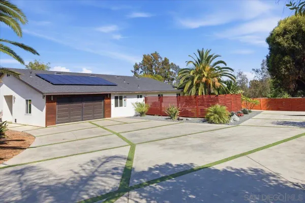 $1,690,000 | 907 Seph Way, Escondido, CA 92027