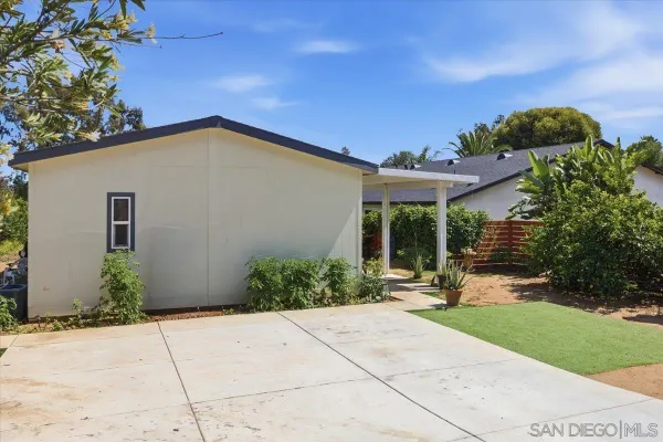 $1,690,000 | 907 Seph Way, Escondido, CA 92027