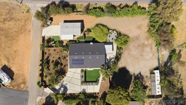 $1,690,000 | 907 Seph Way, Escondido, CA 92027