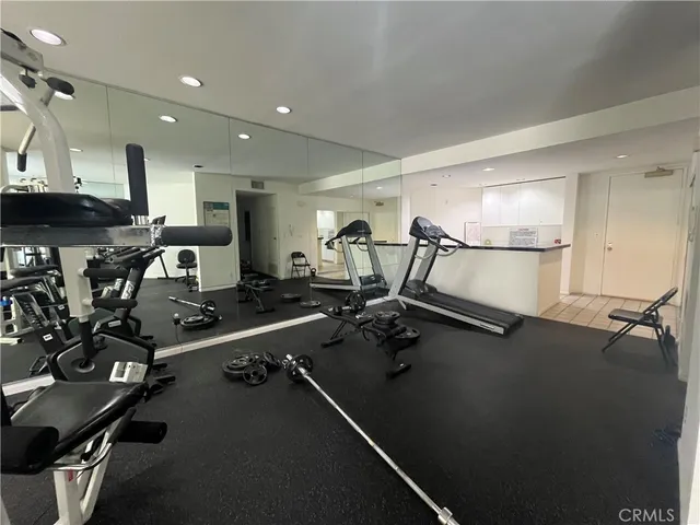 $888,000 | 12211 Idaho Avenue, Unit 101, Los Angeles, CA 90025