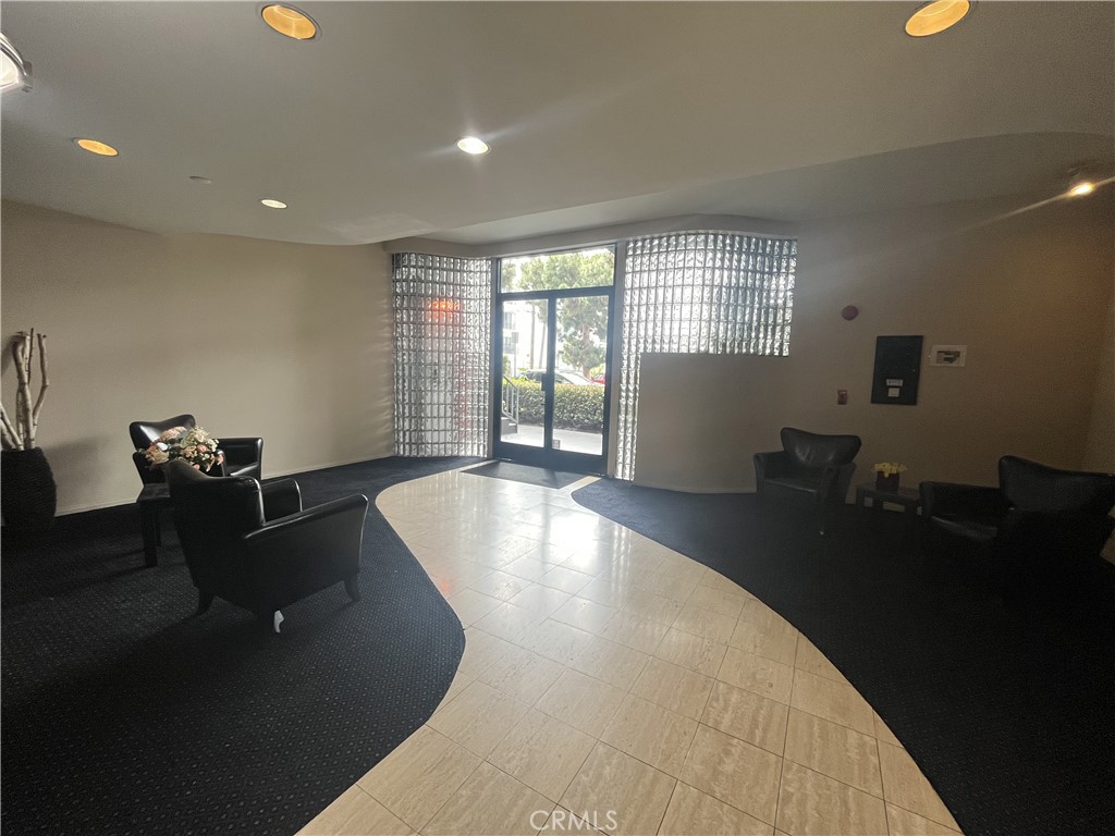12211 Idaho Avenue, Unit 101 Los Angeles, CA 90025 - Photo 4 of 21 a living room with furniture