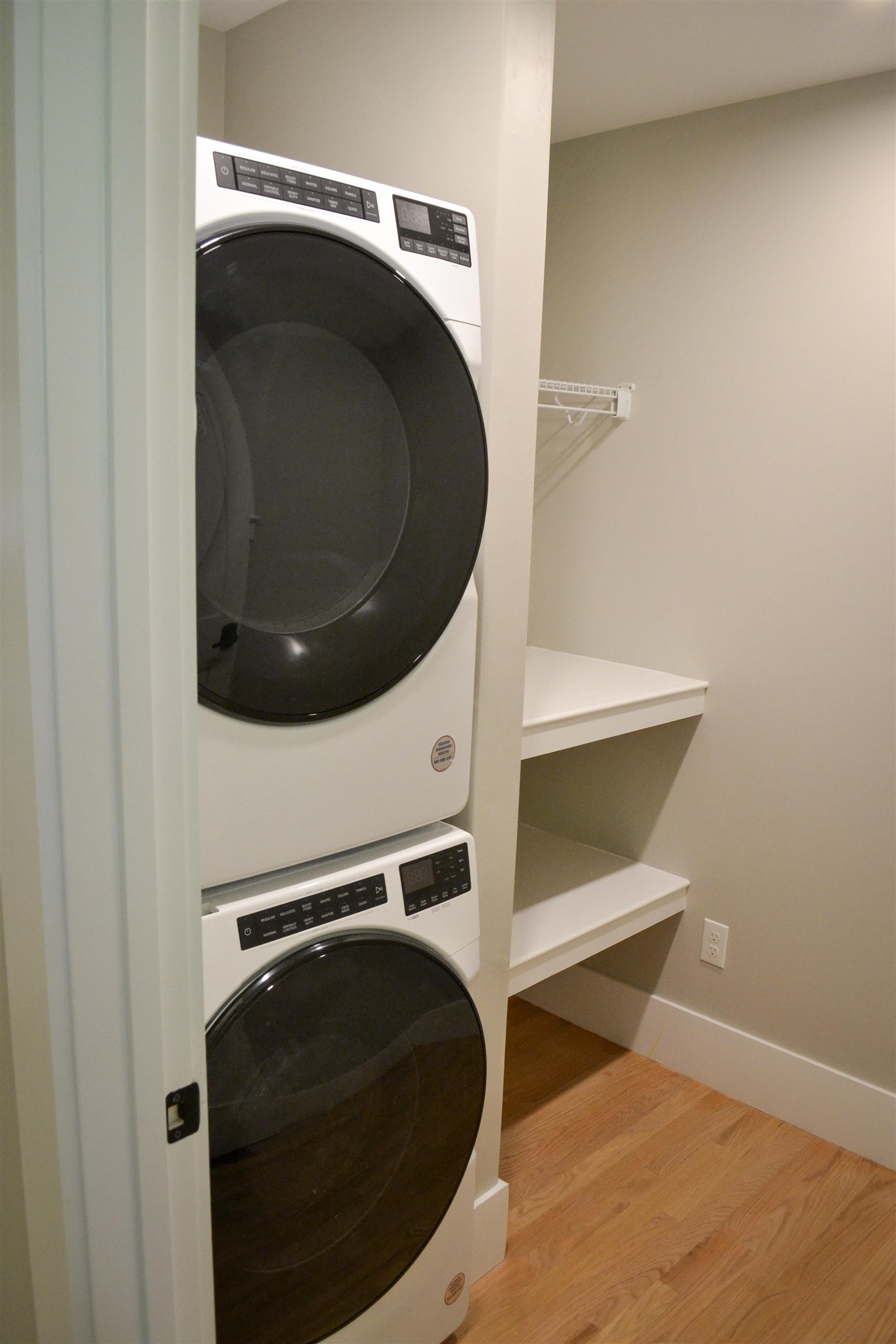 30 B Centennial Street Seabrook, NH 03874 - Photo 4 of 11