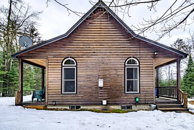 $670,000 | 9 Countryside Lane, Bethel, ME 04217