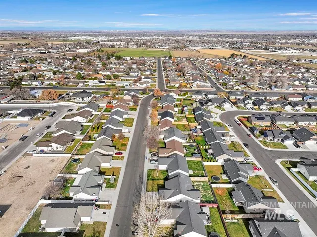 $335,000 | 1393 Valencia Street, Twin Falls, ID 83301