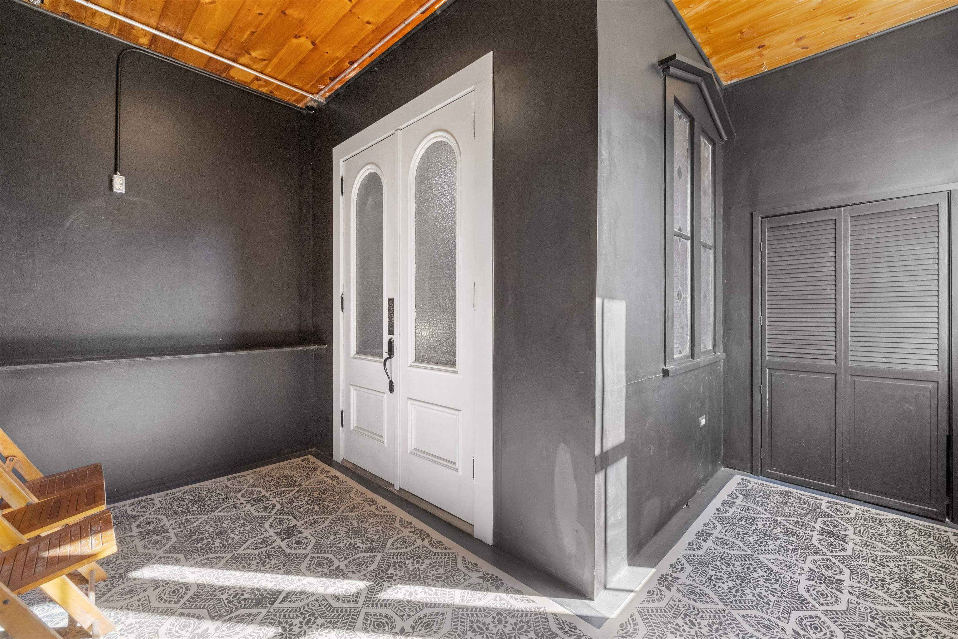 42 Maple Street Bethlehem, NH 03574 - Photo 7 of 55