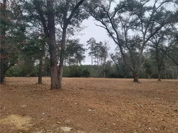 $667,000 | Lot 17 Holiday Square Boulevard, Covington, LA 70433