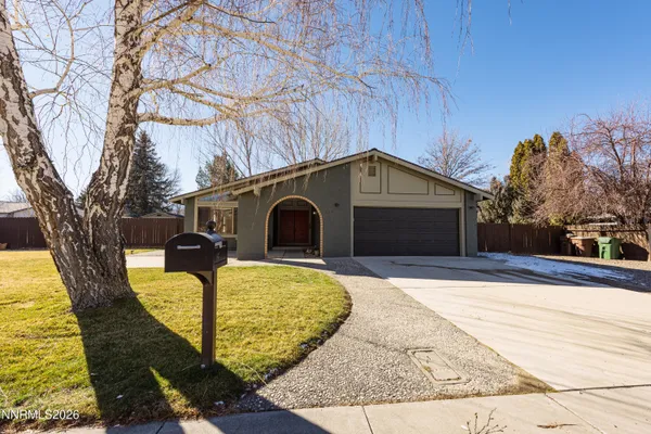 $725,000 | 837 Mahogany Drive, Minden, NV 89423