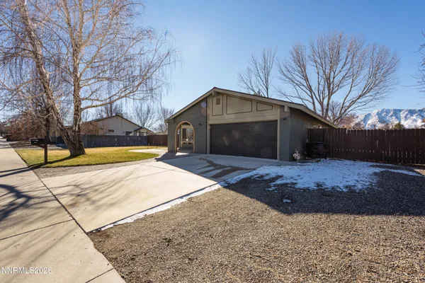 $725,000 | 837 Mahogany Drive, Minden, NV 89423