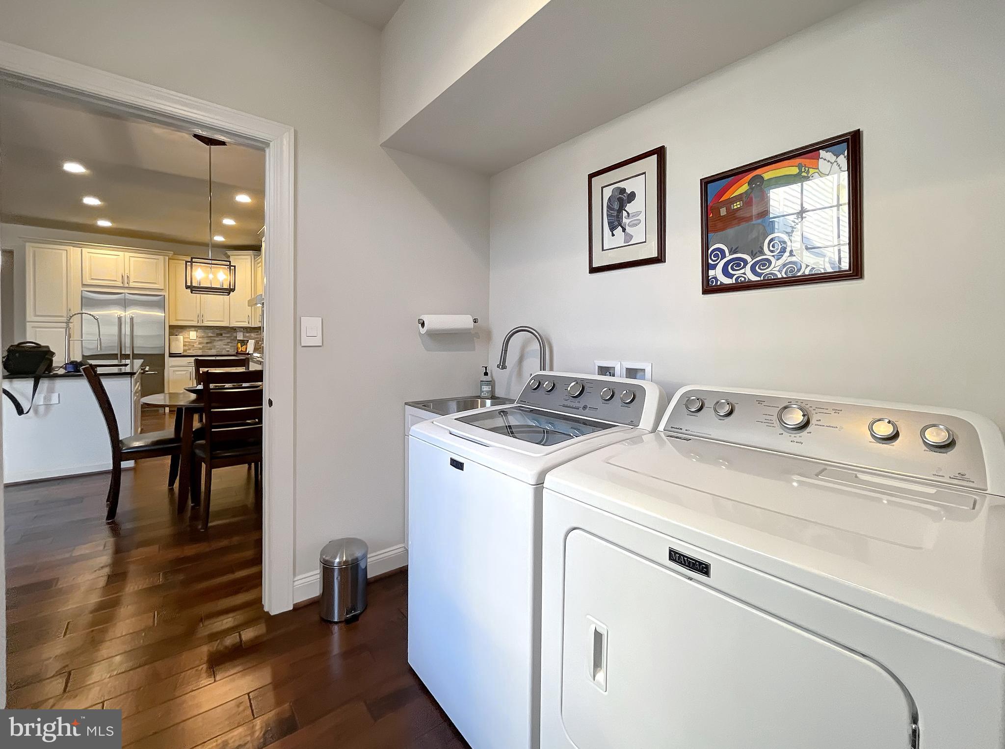 43080 Old Ryan Road Ashburn, VA 20148 - Photo 23 of 64 Main Floor Laundry