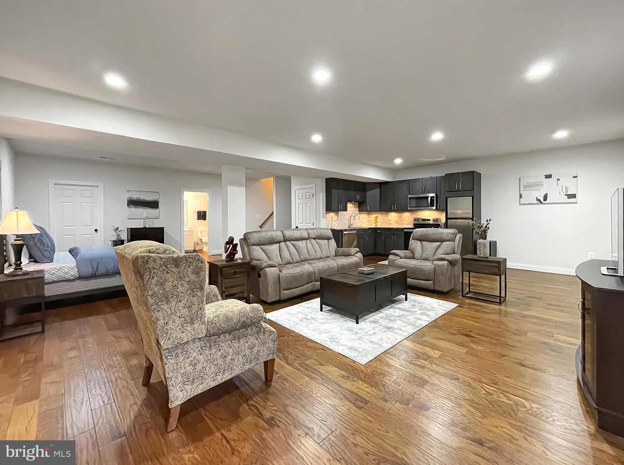 43080 Old Ryan Road Ashburn, VA 20148 - Photo 42 of 64 In-Law/auPair suite with a full gourmet kitchen